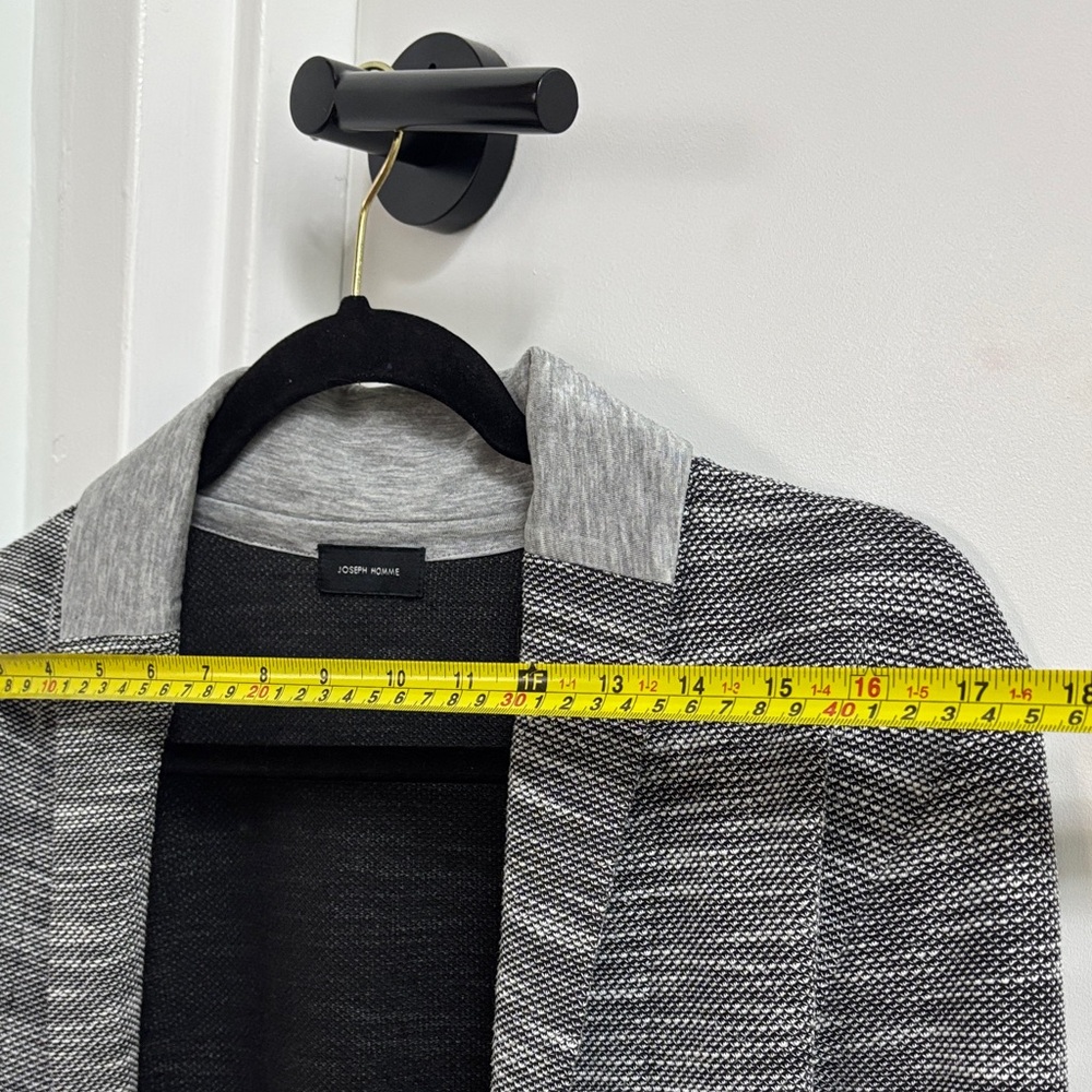 Charcoal Knit Men's Blazer - Picture 9 of 9